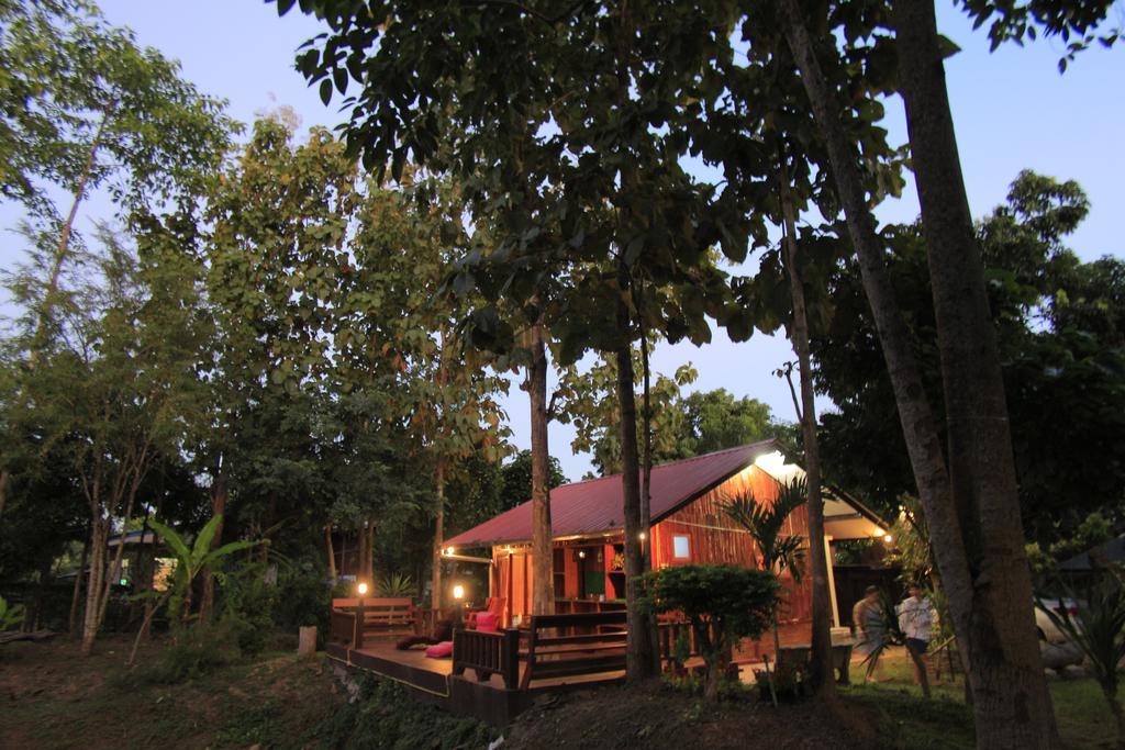 Villa Baan Suan Auy Kham Mae Sai Esterno foto